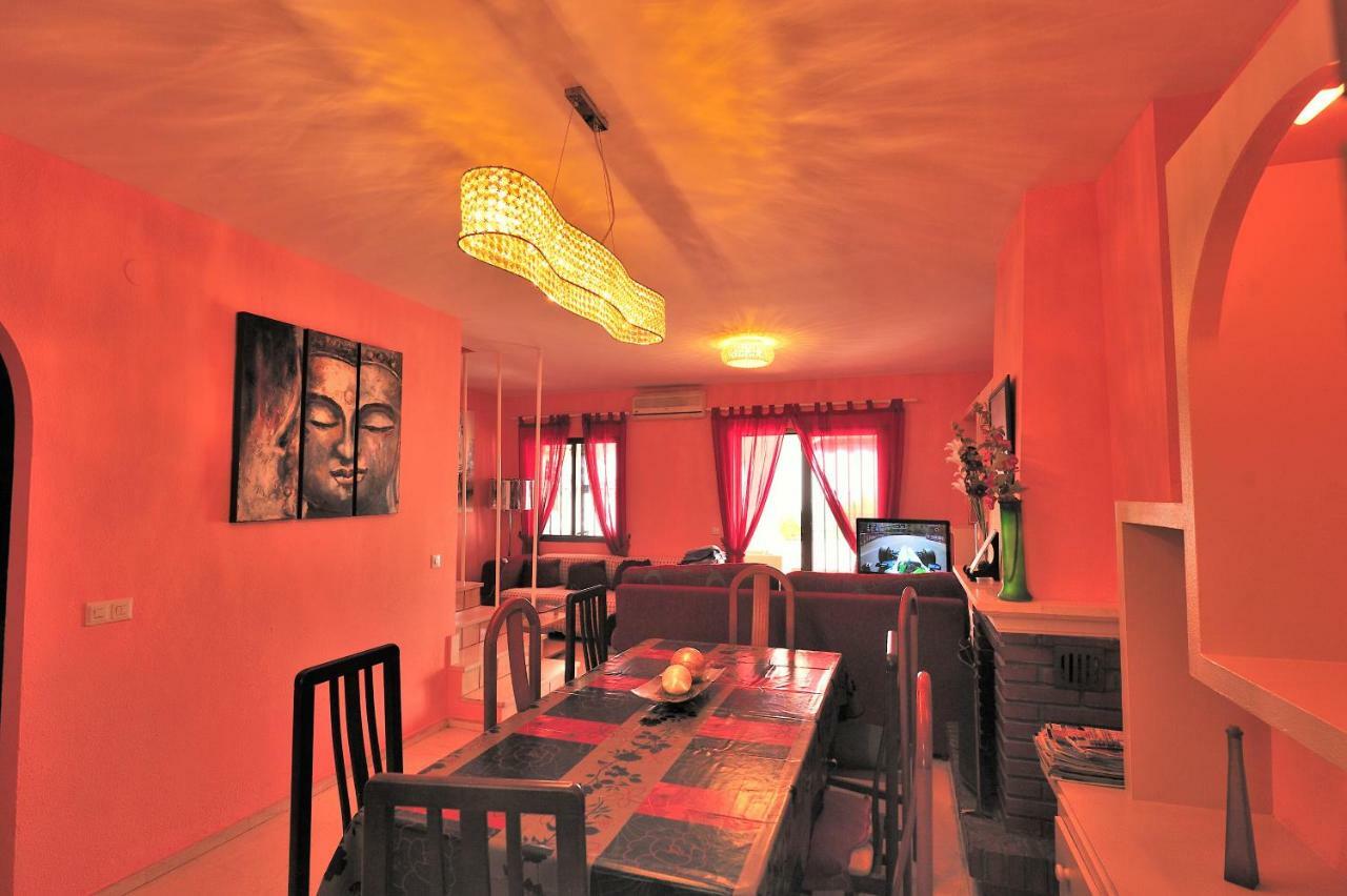 Chalet H Golf 贝纳尔马德纳 外观 照片